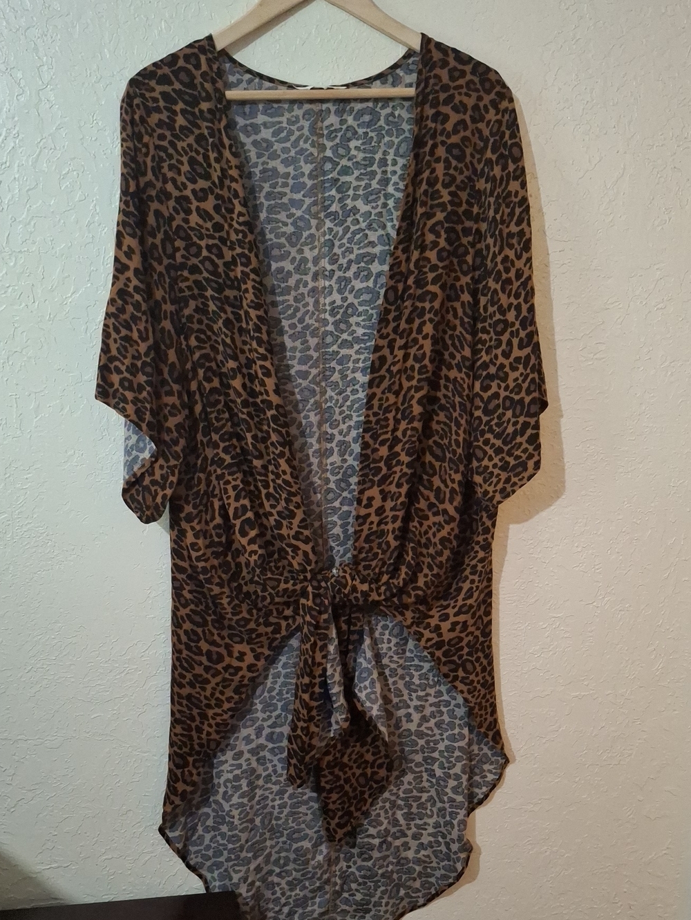 Terra & Sky Leopard-Print Tie-kimono - Brown